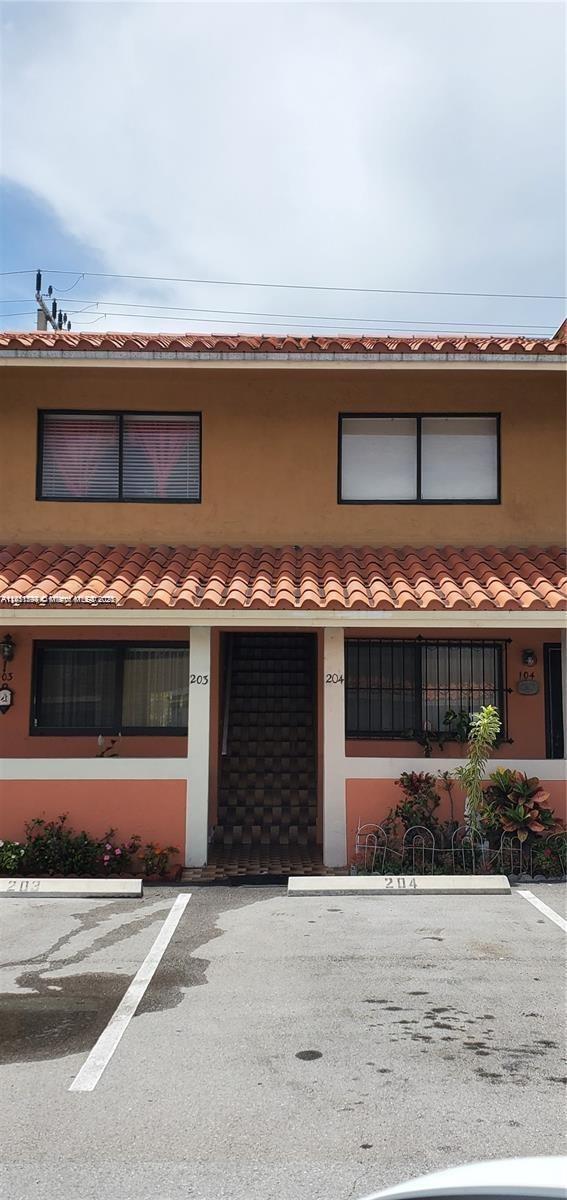 Primary Photo - 2710 W 60th Pl