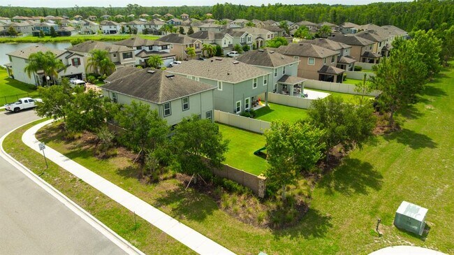 Building Photo - 19200 Roseate Dr