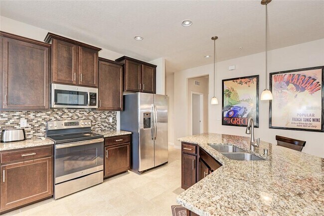 Building Photo - 8382 Enclave Way