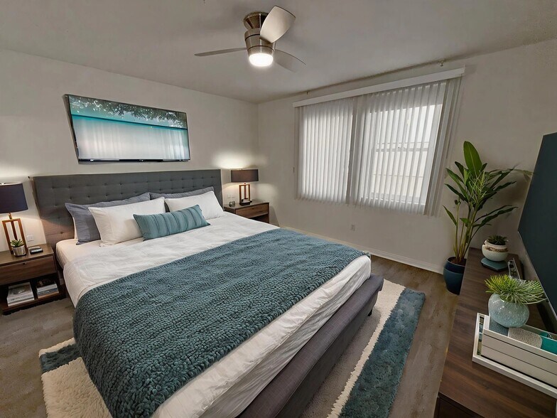 Building Photo - 4638 Sepulveda Blvd