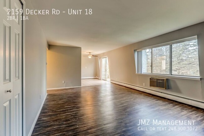 Building Photo - Beautifully Updated Apartment In Walled Lake!