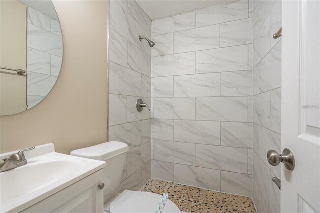 Building Photo - 5624 Balboa Dr
