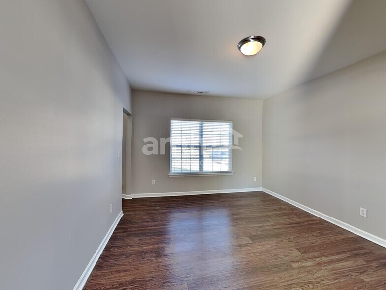 Building Photo - 4003 Paddle Wheel Ln