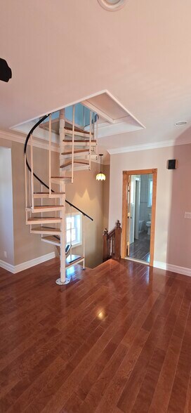 Building Photo - 8522 115th St