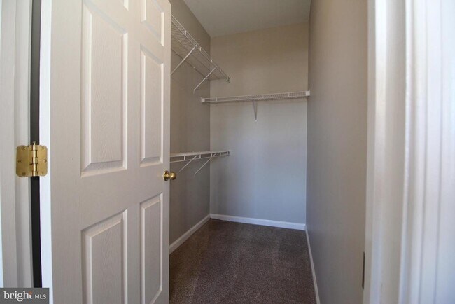 Building Photo - 2651 Park Tower Dr