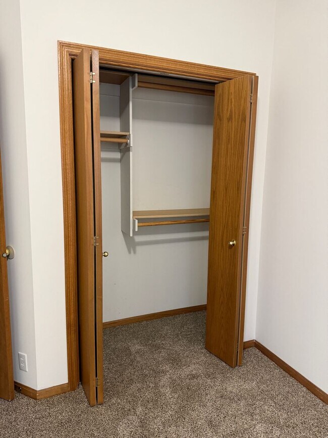 Building Photo - 2110 John St