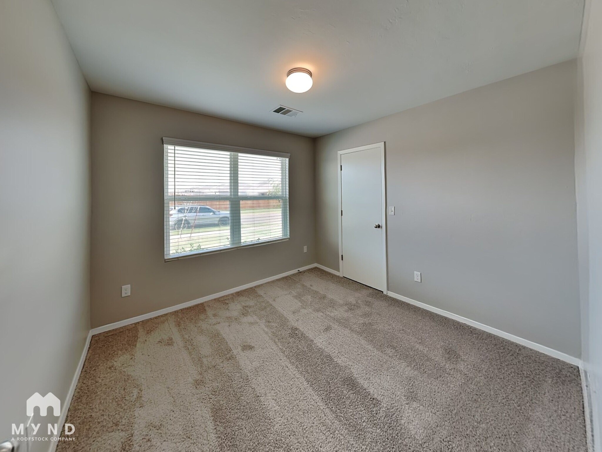 Building Photo - 2303 Ridge Way