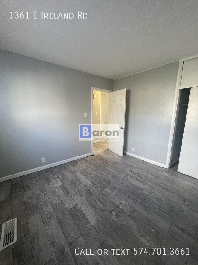 Building Photo - 1361 E Ireland Rd