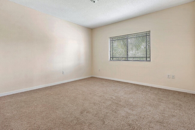 Building Photo - 2917 Tuscany Ct