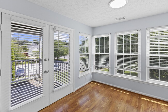 Building Photo - Coming Soon! Beautiful 2nd Floor Condo End Unit! Off of Route MD 100 & Close to MD Commuter Routes!