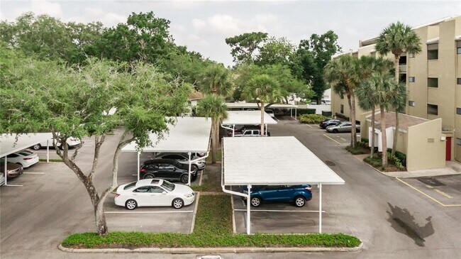 Building Photo - 13618 Greenfield Dr