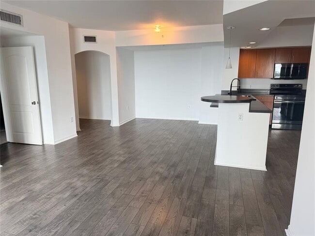 Building Photo - 100 N Federal Hwy