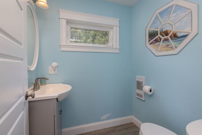 Building Photo - Beautiful Home in Willard!