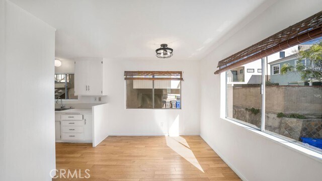 Building Photo - 218 15th St