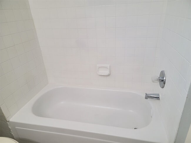 Building Photo - 18506 Andalusian Dr