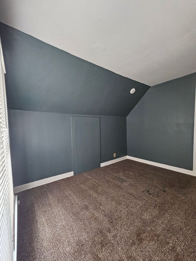 Building Photo - 2 Bedroom Home for Rent