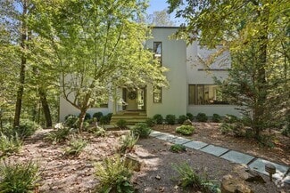 Building Photo - 15 Sarles Rd
