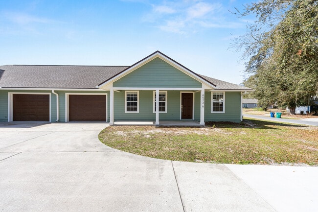 Building Photo - 6523 NW 109th Pl