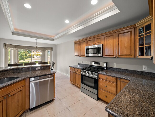 Building Photo - 50247 Cheltenham Dr