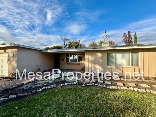 Building Photo - 173 Brown Dr