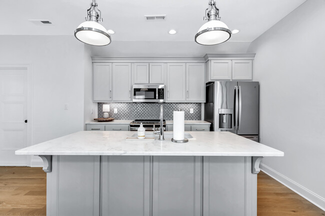 Building Photo - 47 Bridgham St NW