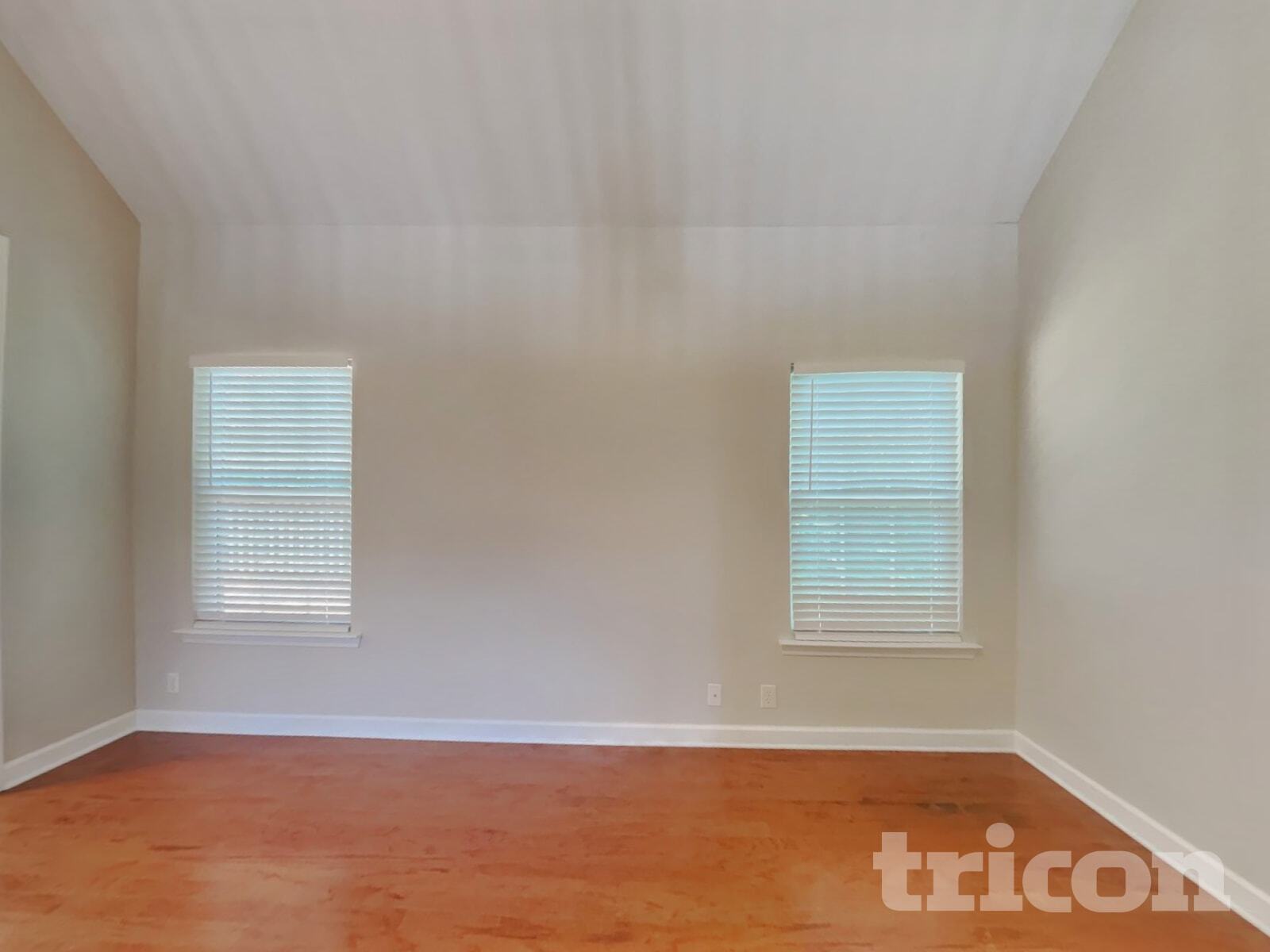 Building Photo - 217 Titans Cir