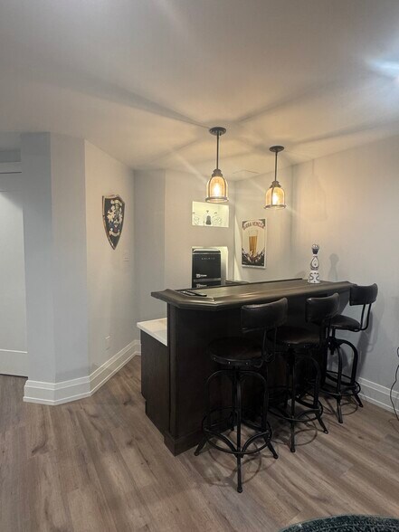 Building Photo - 230 S 3rd St