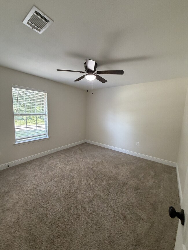 Building Photo - 6130 Ashton Woods Cir