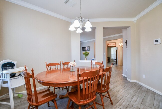 Building Photo - 2810 Powell Springs Ct