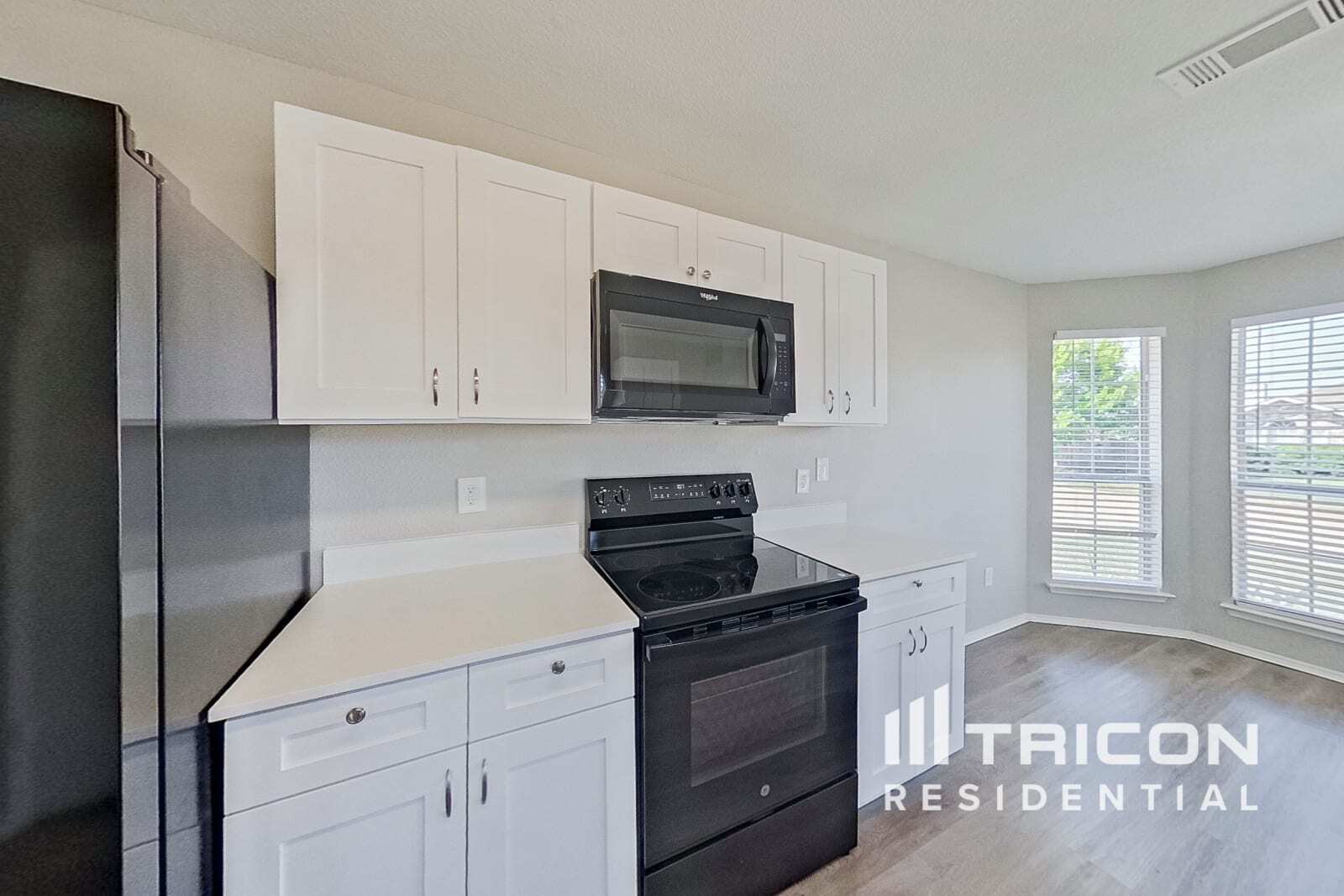 Building Photo - 1402 Misty Meadow Dr