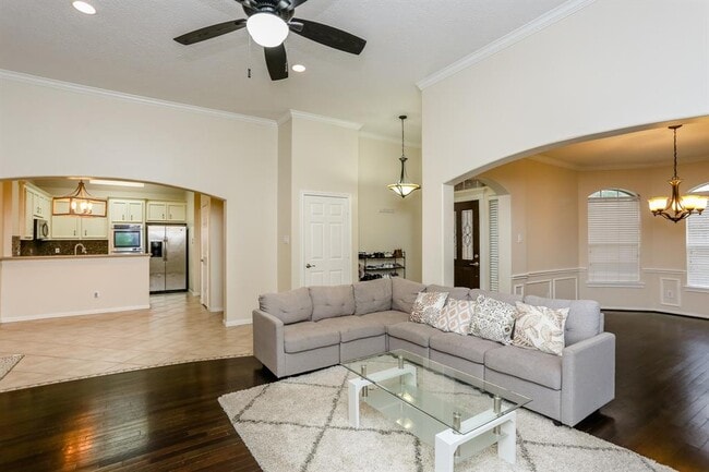 Building Photo - 2611 Oxhill Ct