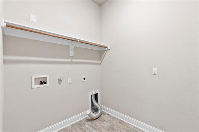 Building Photo - 576 Spruce Trail