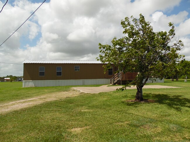 Building Photo - 2512 Mcdonald Rd