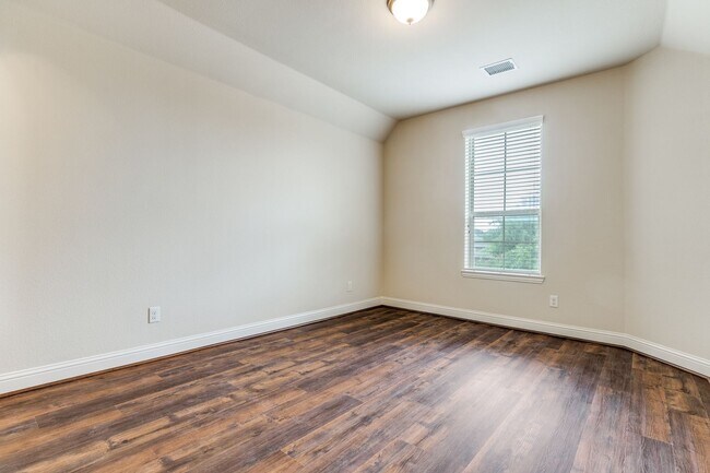 Building Photo - Spacious 4br/3.5ba Home For Lease in Prosper ISD!