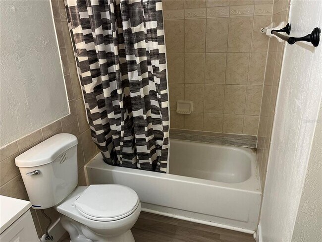 Building Photo - 5962 Westgate Dr