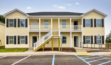 Building Photo - New Reduced Rental Rate!