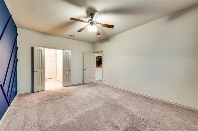 Building Photo - 15825 Carlton Oaks Dr