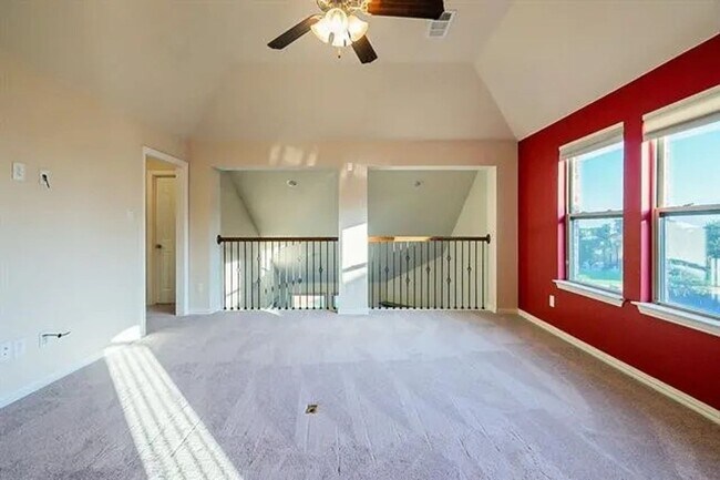 Building Photo - Entertainer's Home in Forney!