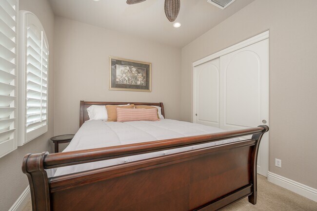 Building Photo - 1362 Pioneer Trail