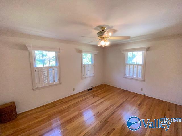 Building Photo - 1711 McCullough Ave NE
