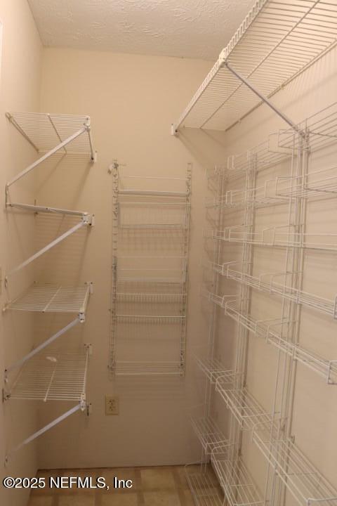 Building Photo - 4347 Clove St