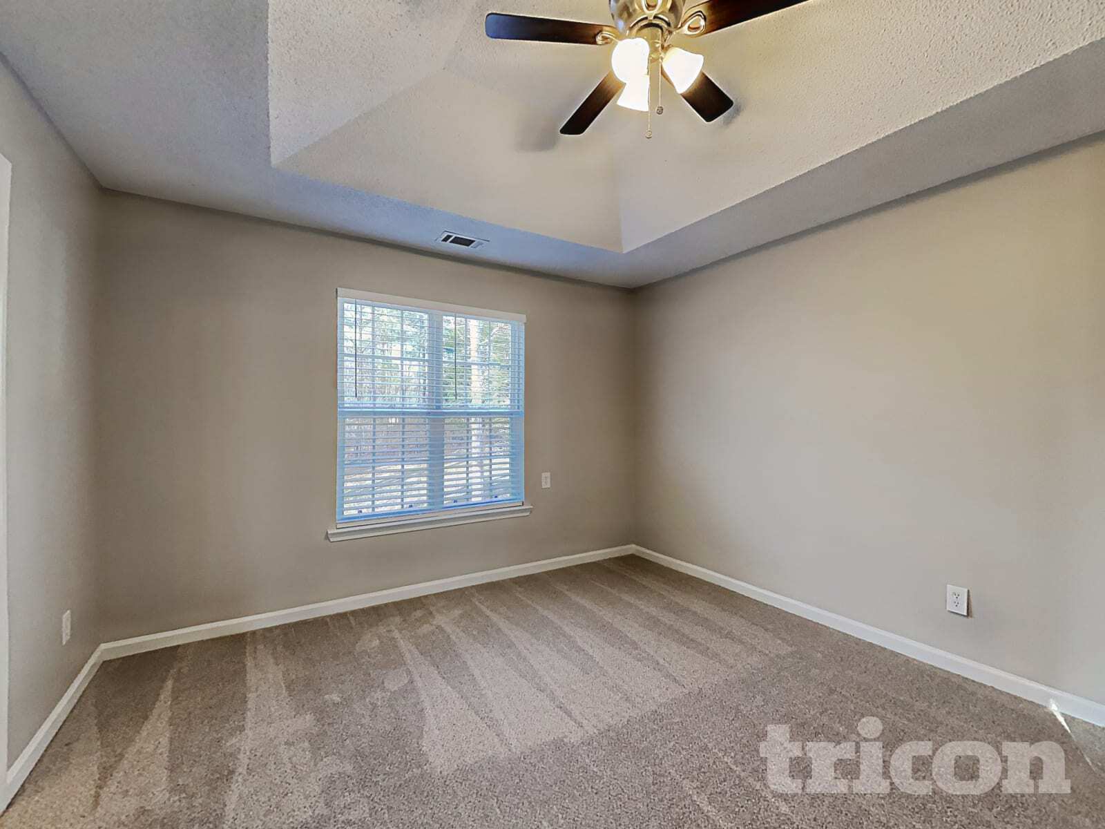 Building Photo - 430 Pebble Blvd