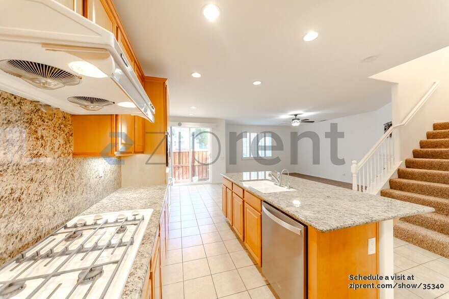 Building Photo - 221 W Pebble Creek Ln