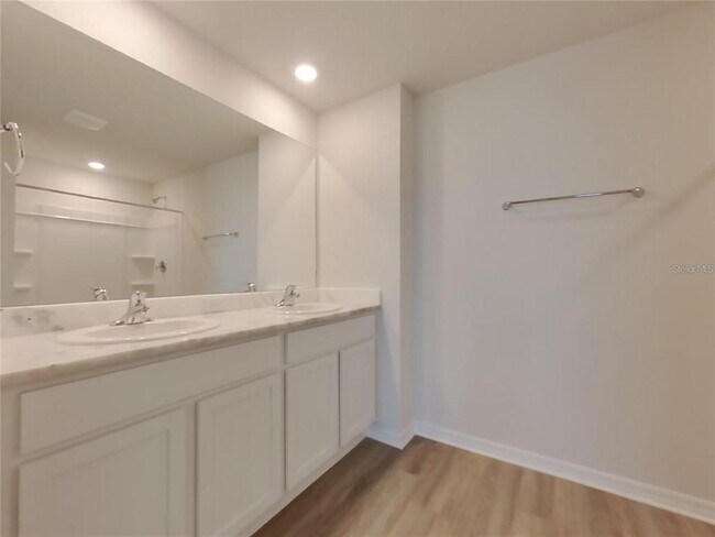 Building Photo - 10749 Hidden Banks Gln