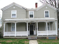 Building Photo - 720 Nalle St