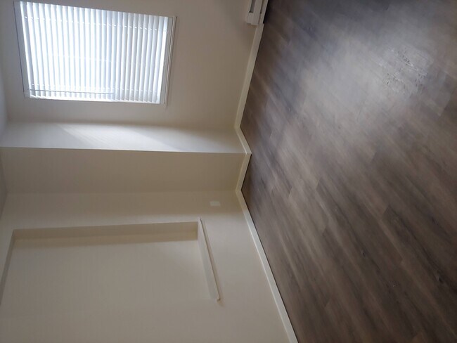 Interior Photo - 101 First