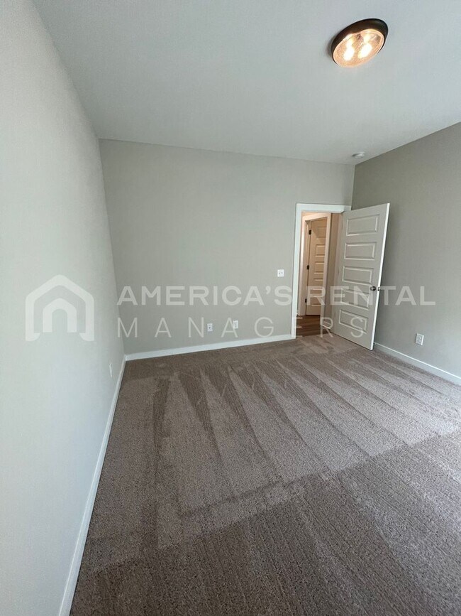 Building Photo - Home for Rent in Cullman, AL!! Available to View Now!!!