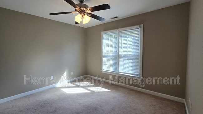 Building Photo - 104 Seymour Creek Dr