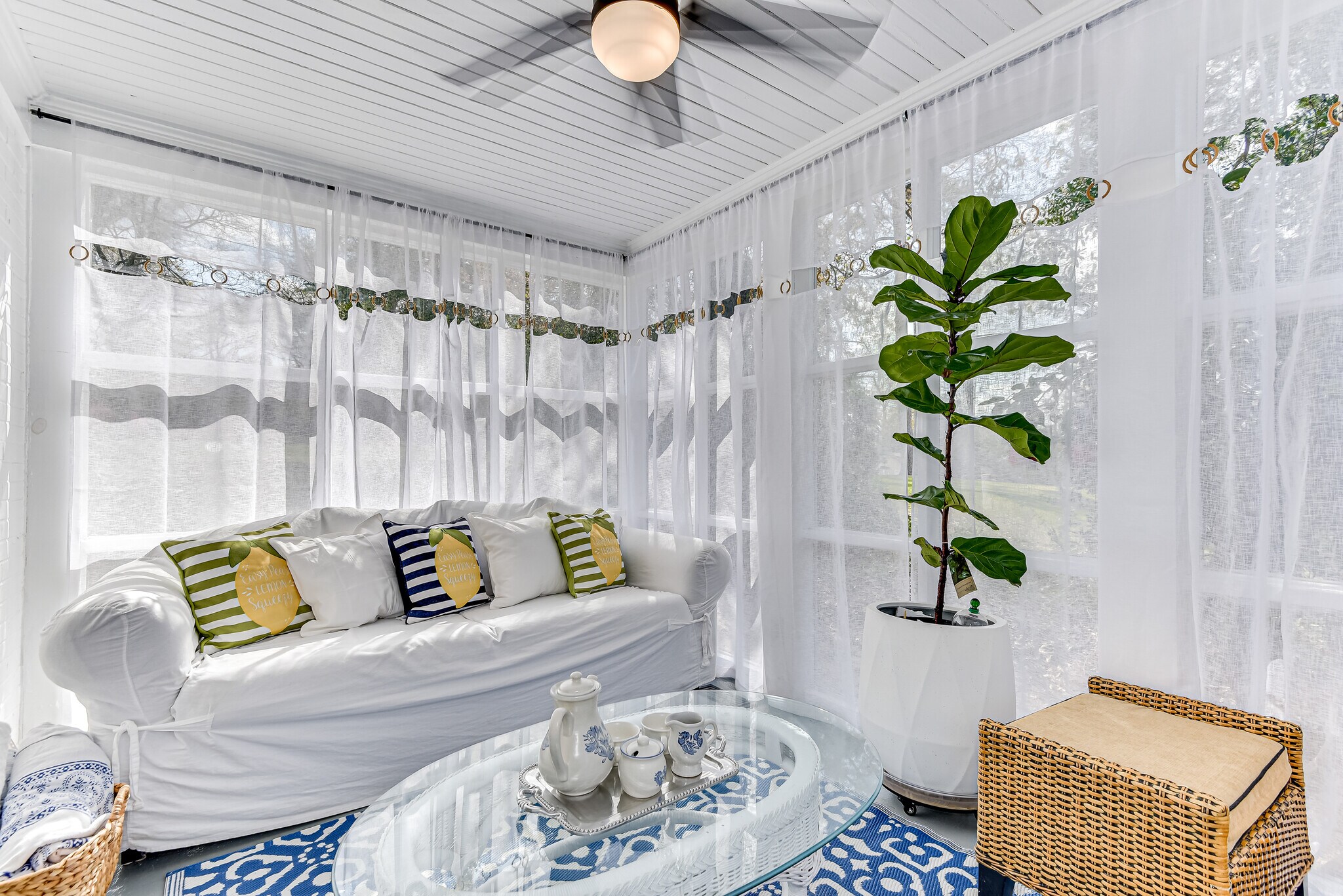 Building Photo - 2701 Oakland Ave