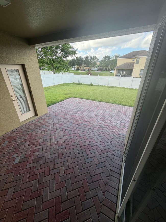 Building Photo - 4576 Barbados Loop